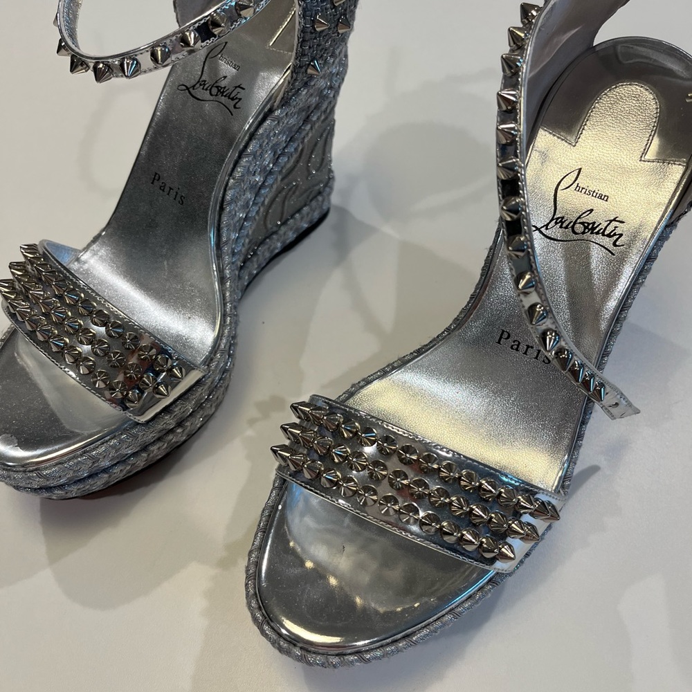 Christian Louboutin stunning sandal